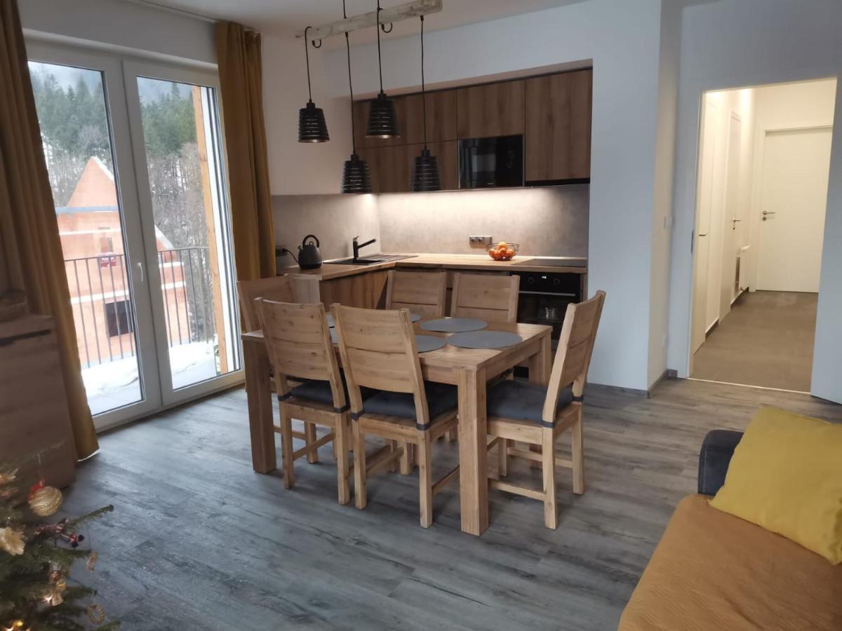 Apartman Pod Sjezdovkami โดลนี โมราวา ภายนอก รูปภาพ